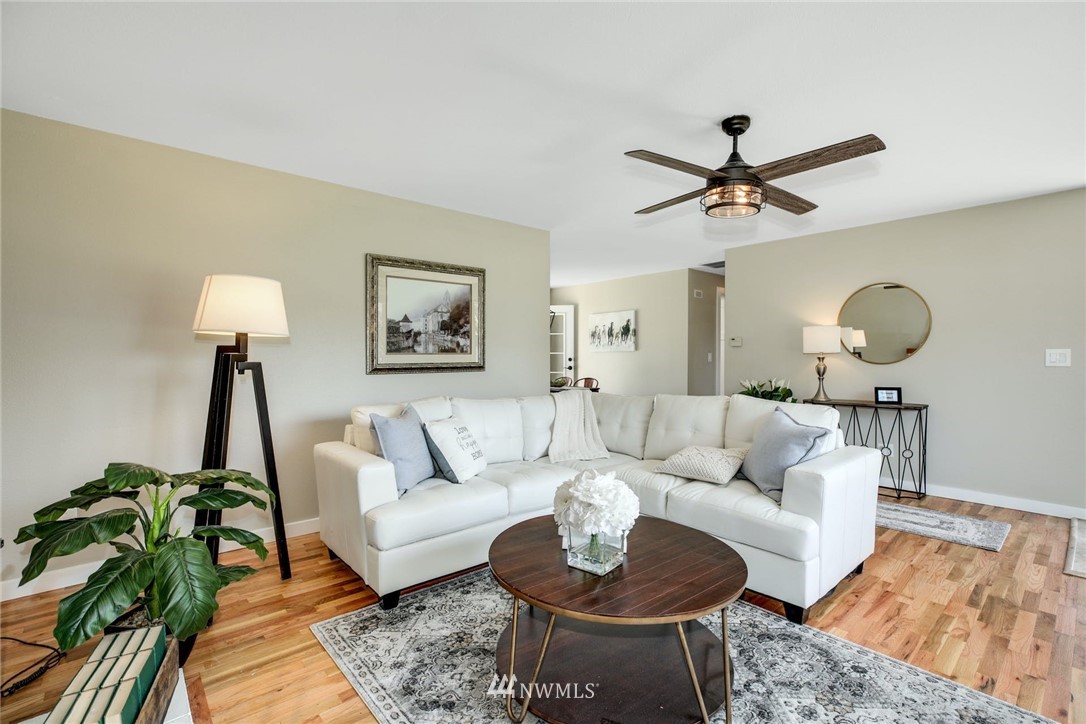 3624 Northeast 14th Street Renton, WA 98056 - Photo 10 of 37 Gallery Image 10