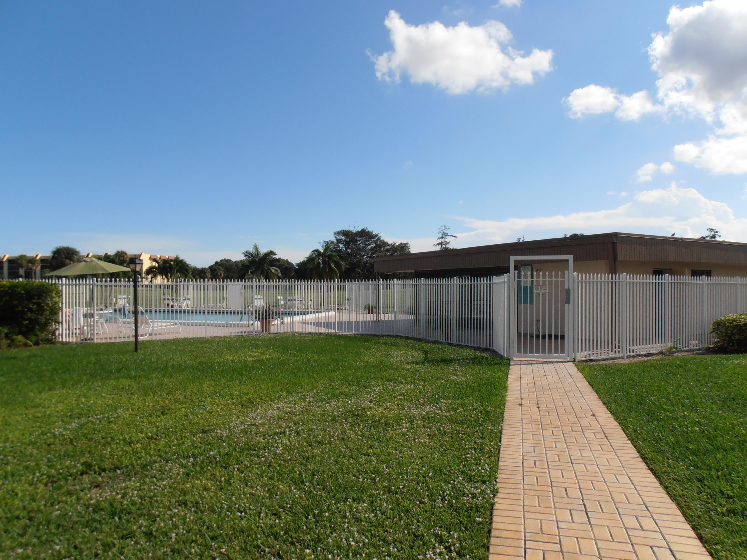 9300 Southwest 8th Street, Unit 101 Boca Raton, FL 33428 - Photo 20 of 25 PC110862