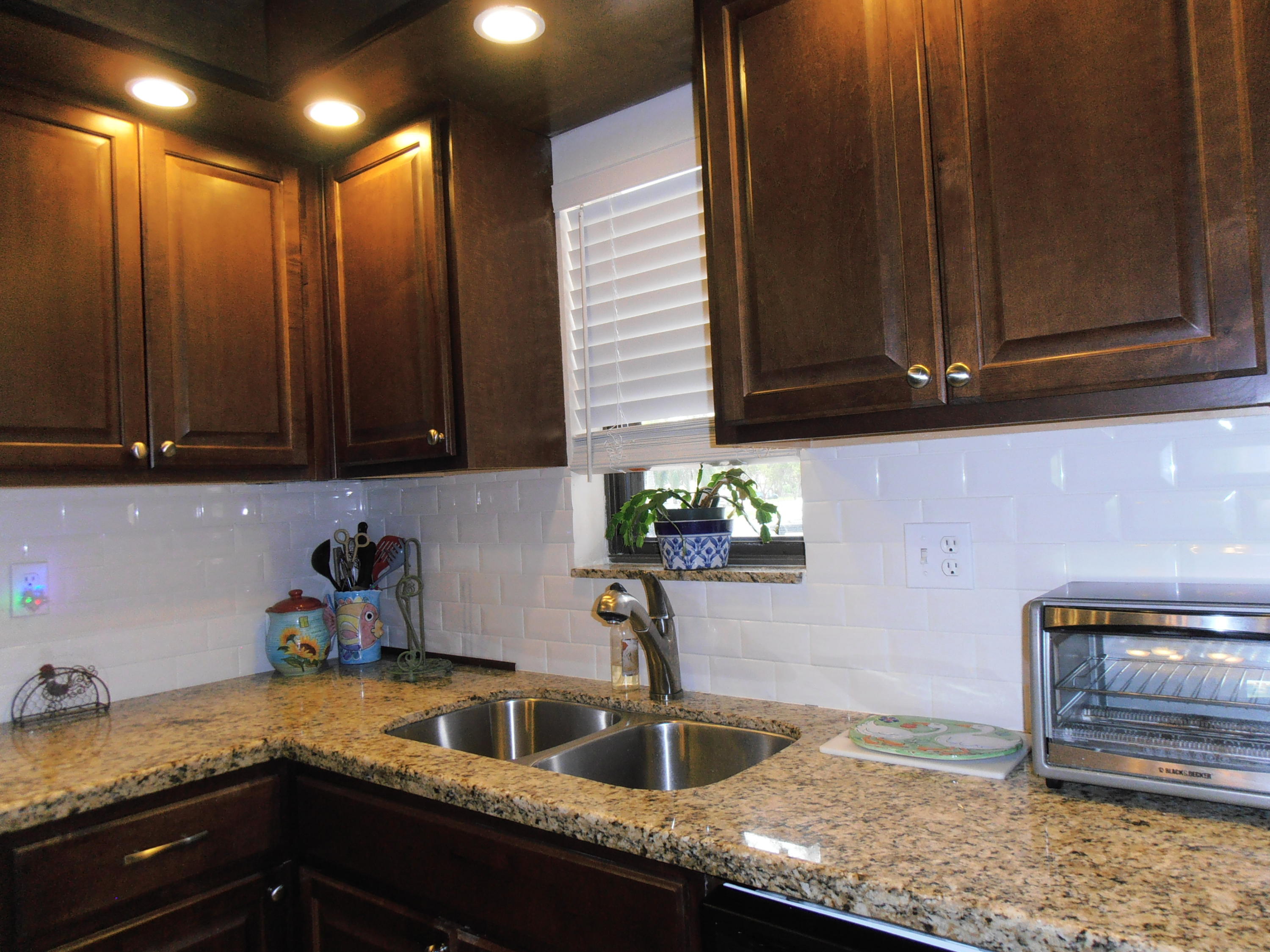 9300 Southwest 8th Street, Unit 101 Boca Raton, FL 33428 - Photo 5 of 25 PC100849