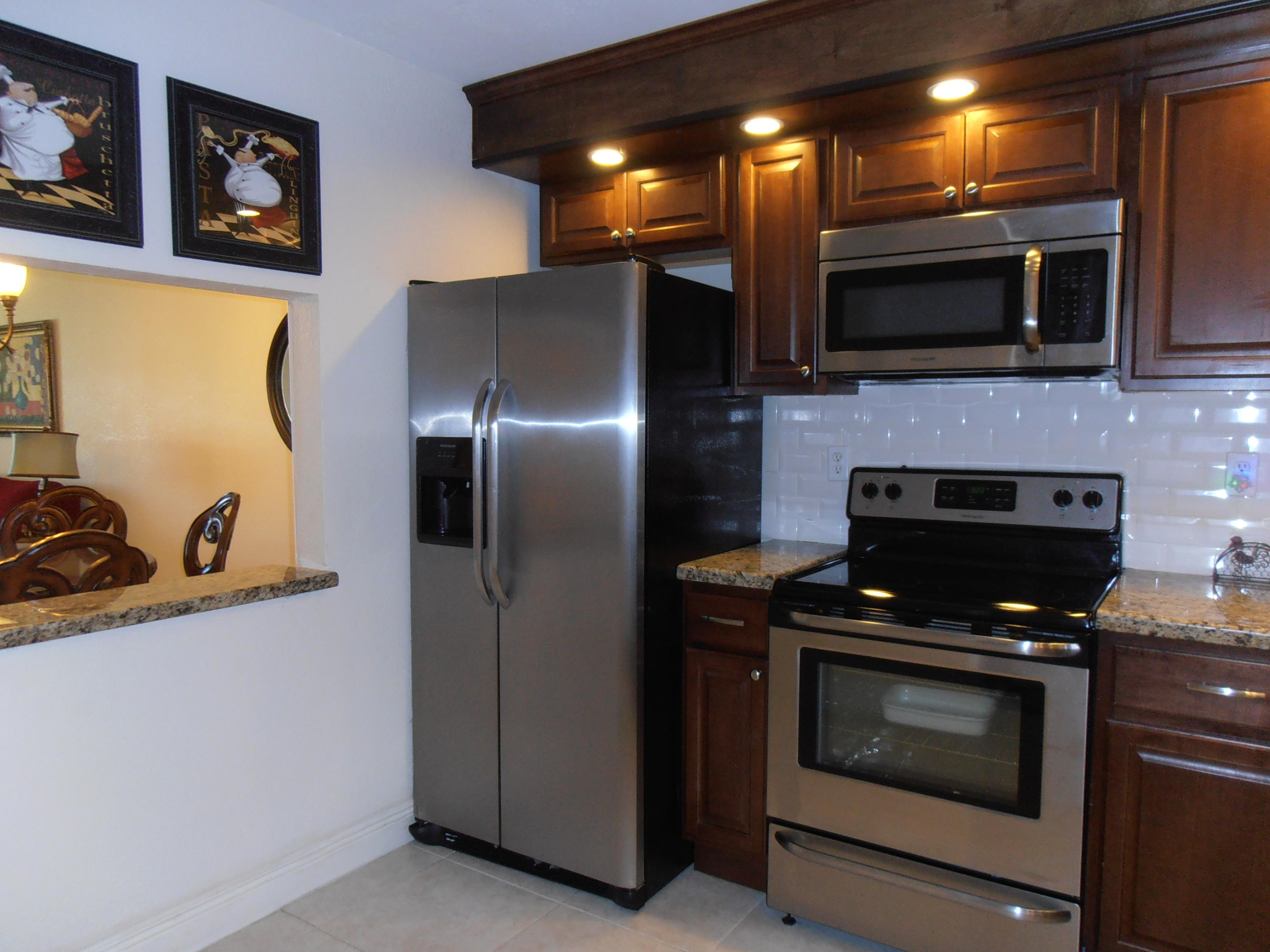 9300 Southwest 8th Street, Unit 101 Boca Raton, FL 33428 - Photo 6 of 25 PC110858