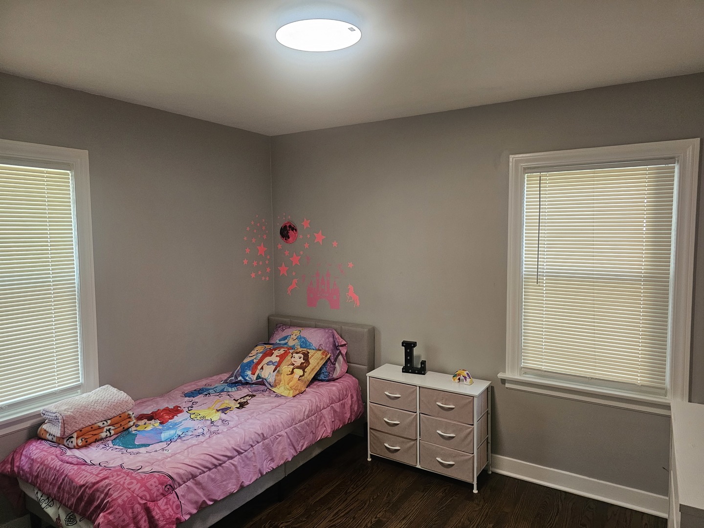 2320 South 9th Avenue Broadview, IL 60155 - Photo 9 of 10 a bedroom with a bed and a window