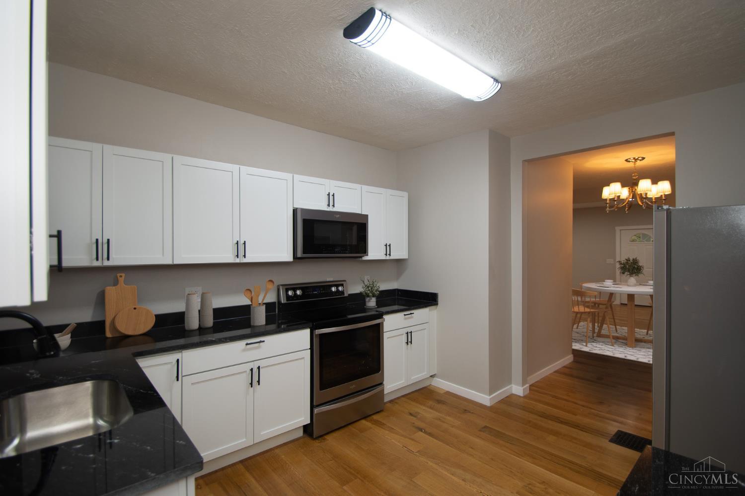 2097 West Fork Road Cincinnati, OH 45211 - Photo 12 of 47 Gallery Image 12