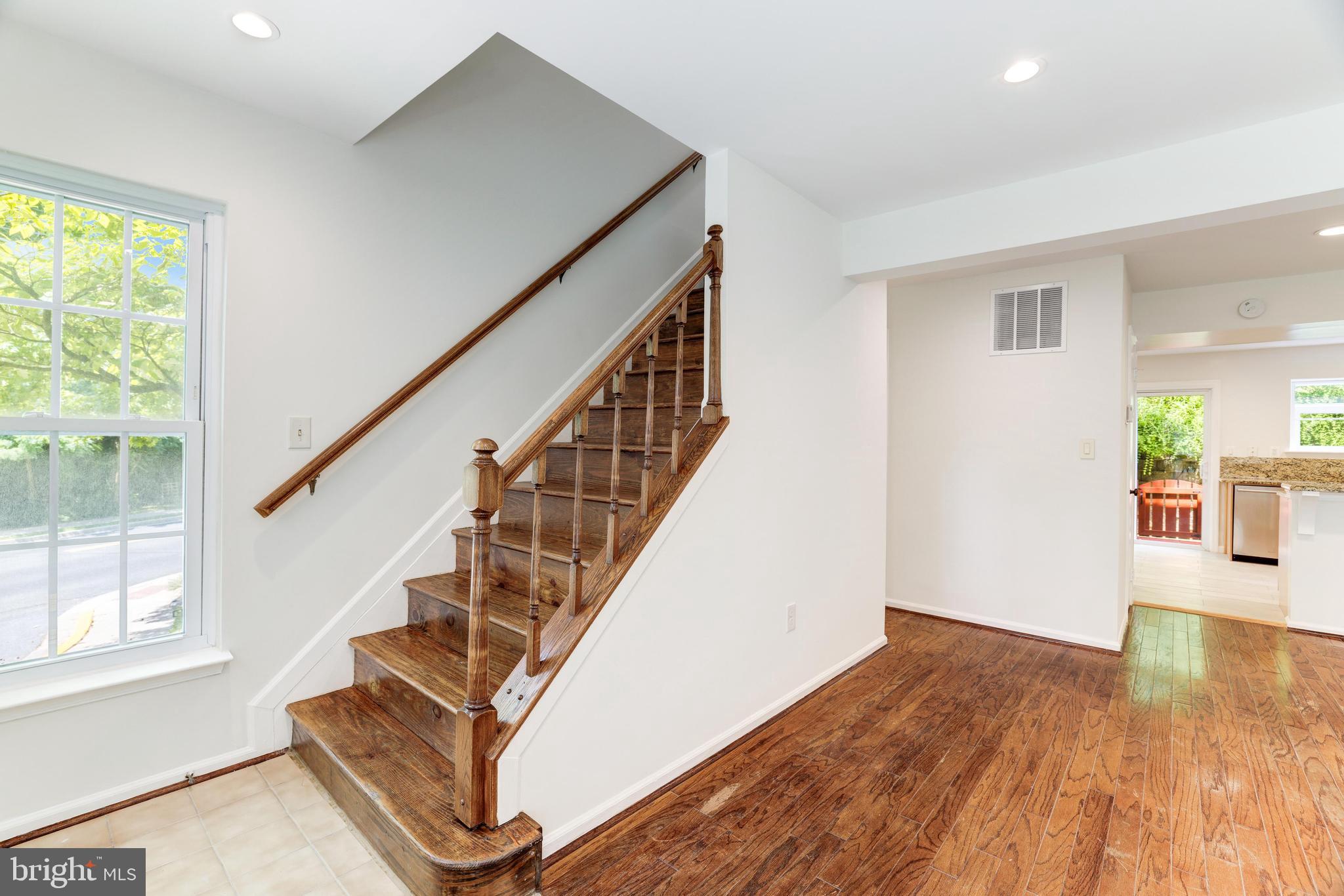 2135 Derby Ridge Lane, Unit 11 Silver Spring, MD 20910 - Photo 16 of 42