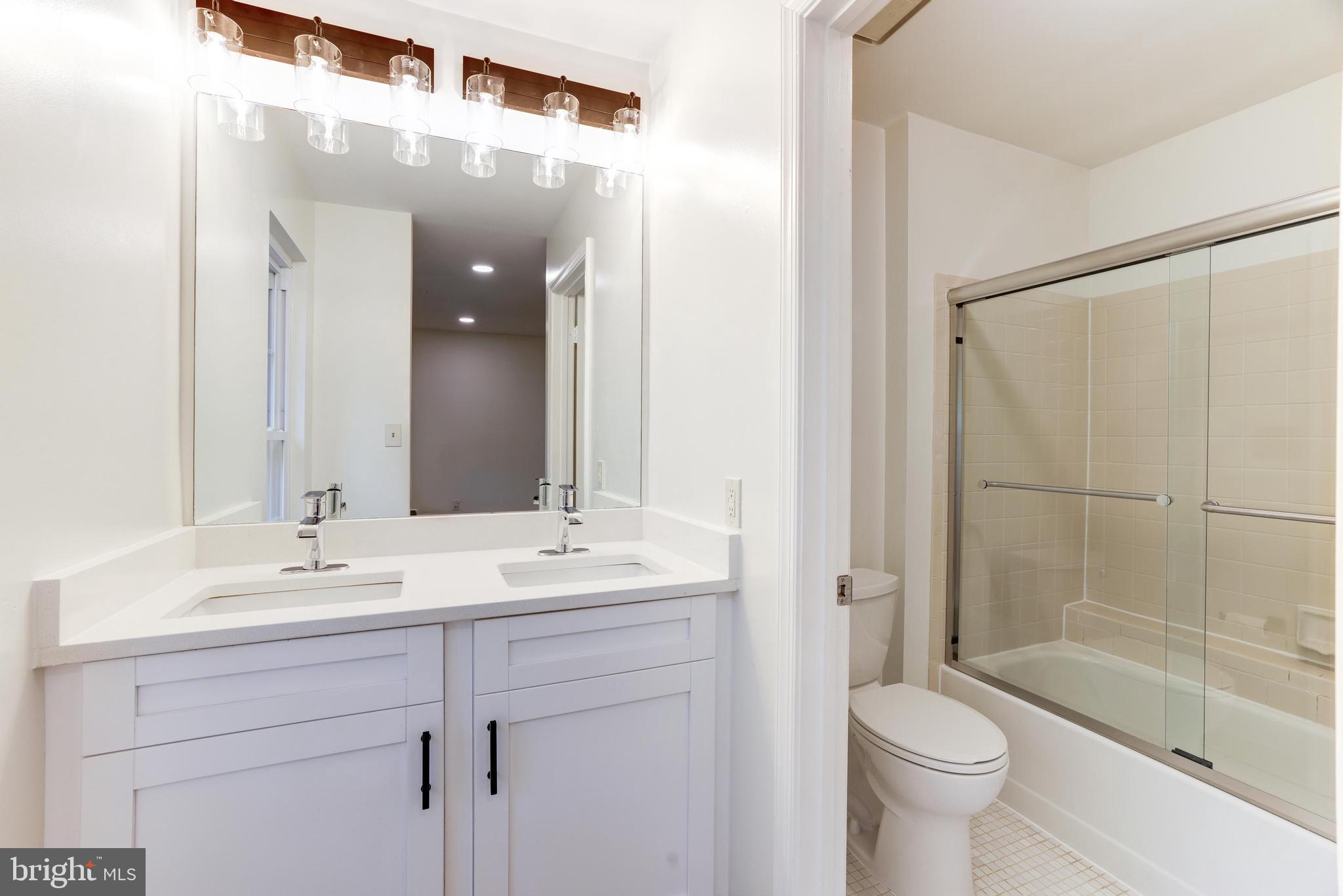 2135 Derby Ridge Lane, Unit 11 Silver Spring, MD 20910 - Photo 22 of 42