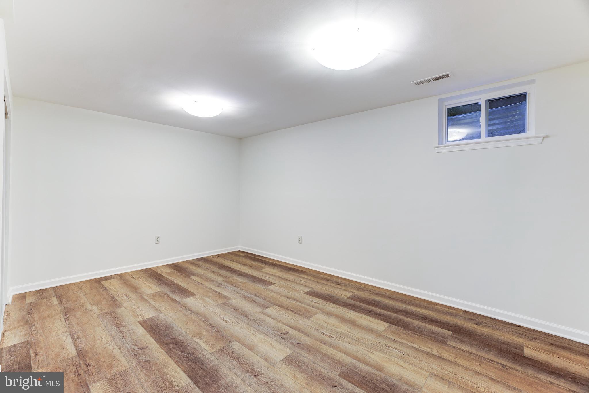 2135 Derby Ridge Lane, Unit 11 Silver Spring, MD 20910 - Photo 35 of 42