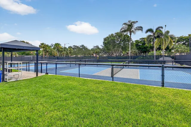 $499,900 | 7102 Prado Lake Drive, Delray Beach, FL 33446