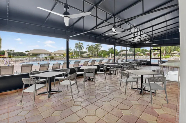 $499,900 | 7102 Prado Lake Drive, Delray Beach, FL 33446