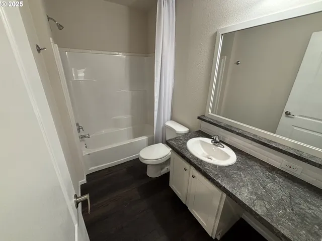 an empty room with closet