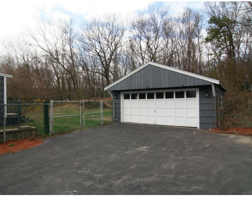 50 Robinson Road Woburn, MA 01801 - Photo 9 of 9 Gallery Image 9
