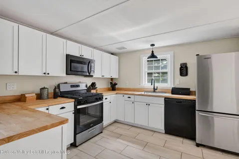 $725,000 | 1295 Goshen Street, Jewett, NY 12444