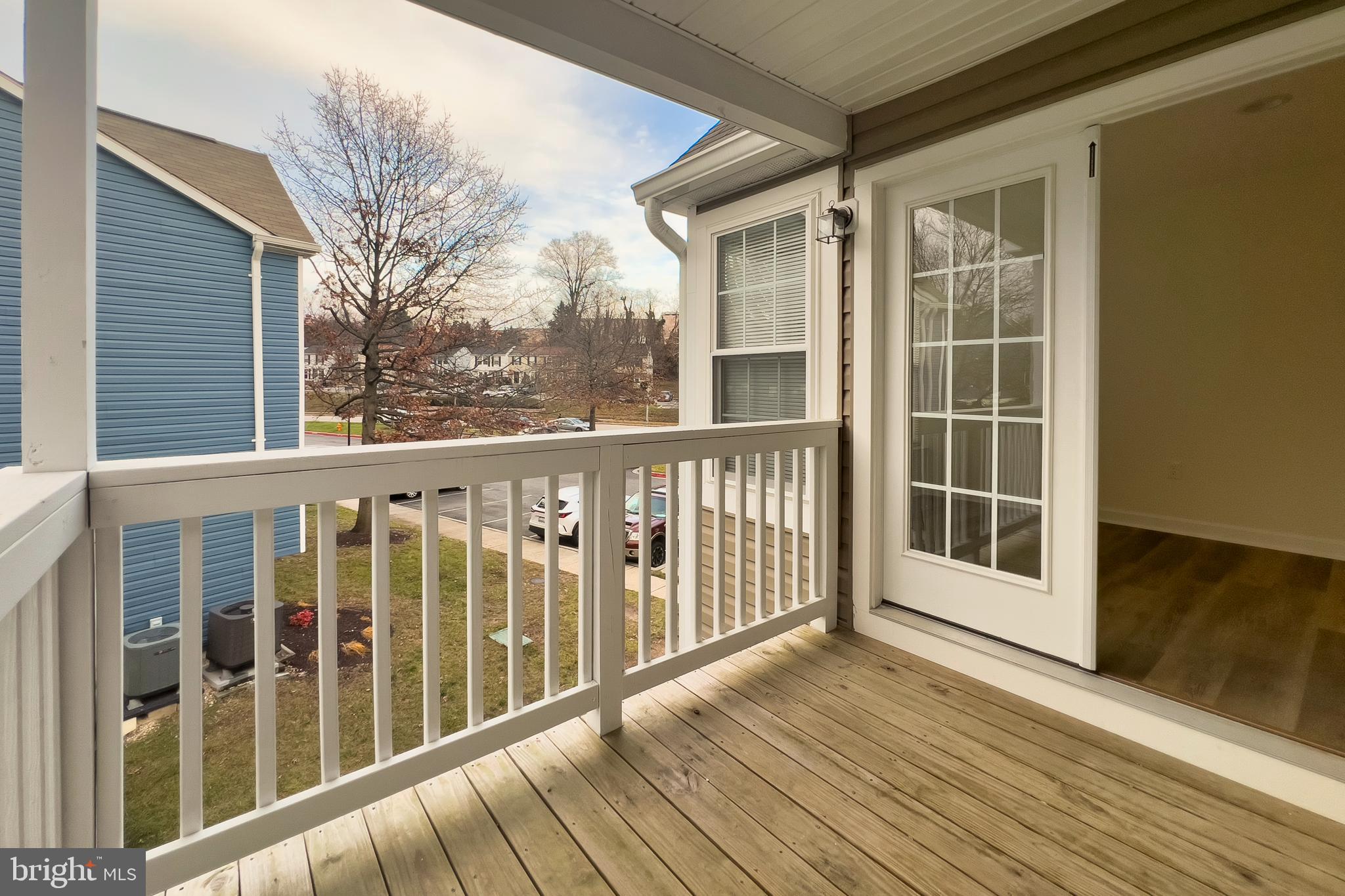 6335 Greenfield Road, Unit 1710 Elkridge, MD 21075 - Photo 4 of 20 Balcony