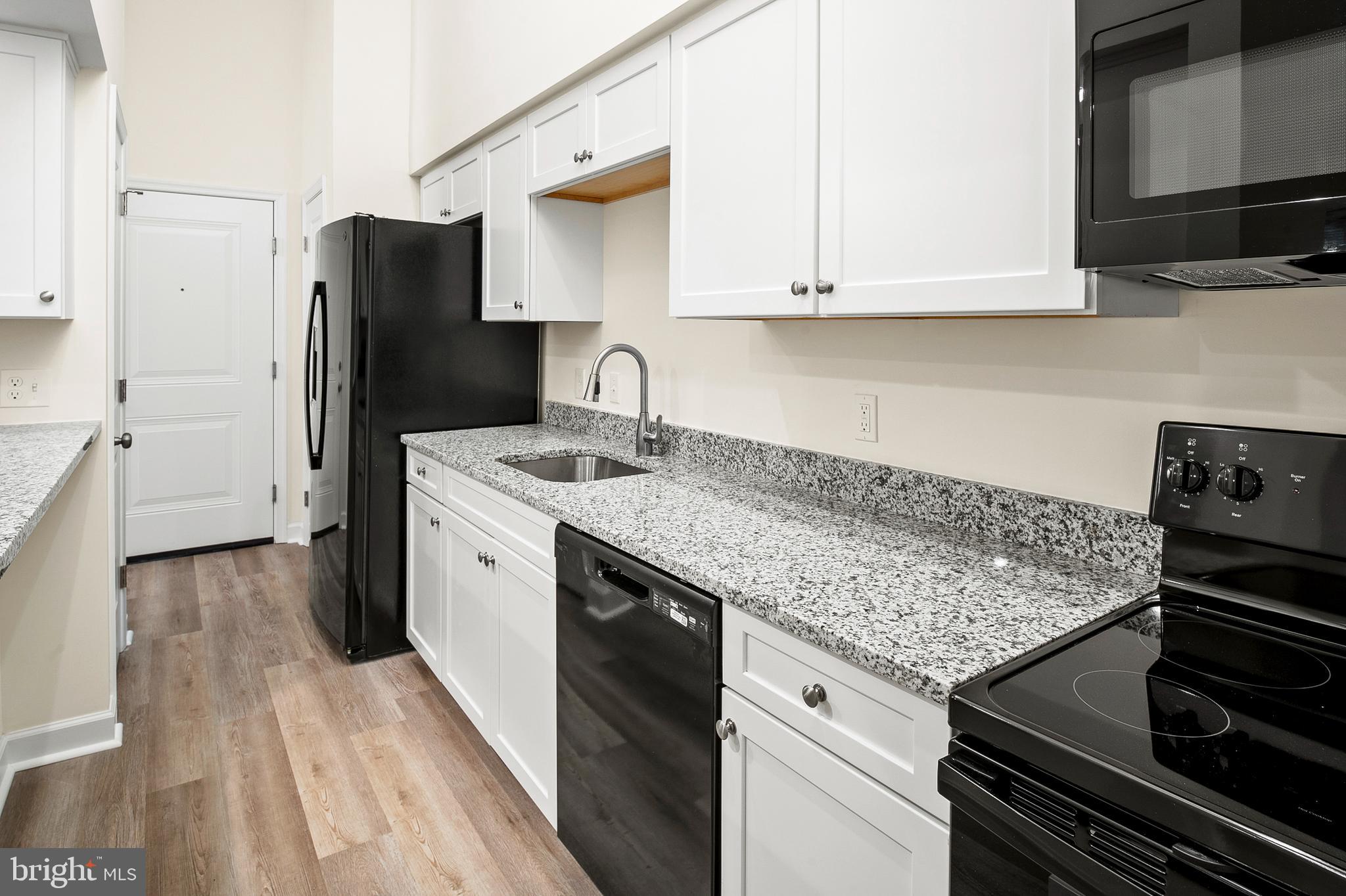 6335 Greenfield Road, Unit 1710 Elkridge, MD 21075 - Photo 10 of 20 Kitchen (alt view)