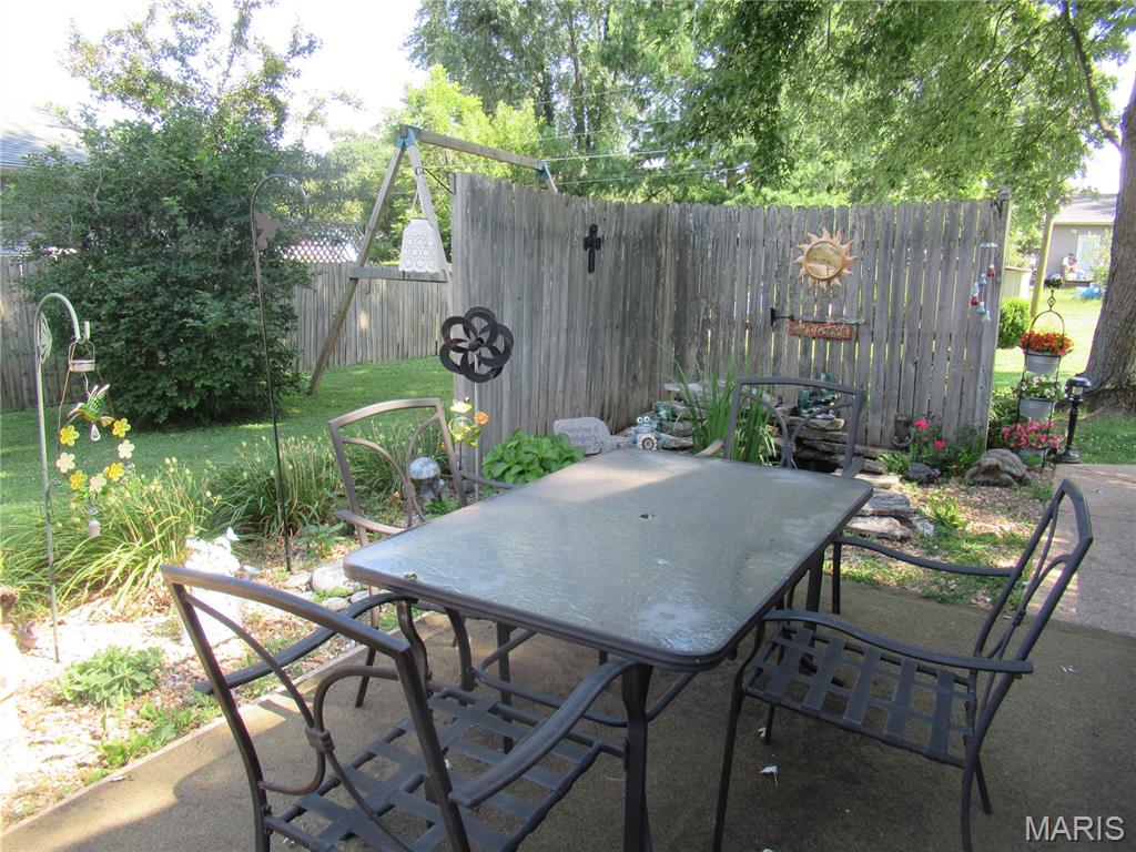 710 Sarah Street Sullivan, MO 63080 - Photo 29 of 35