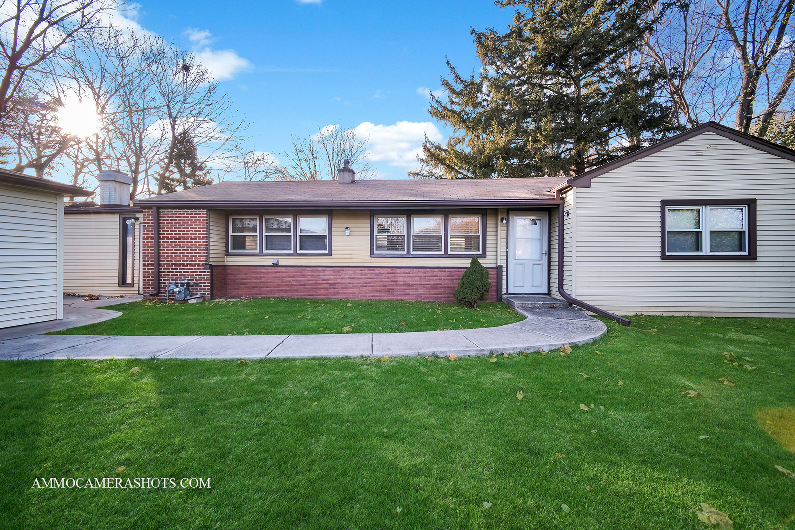 942 North Randall Road Aurora, IL 60506 - Photo 3 of 27 Gallery Image 3