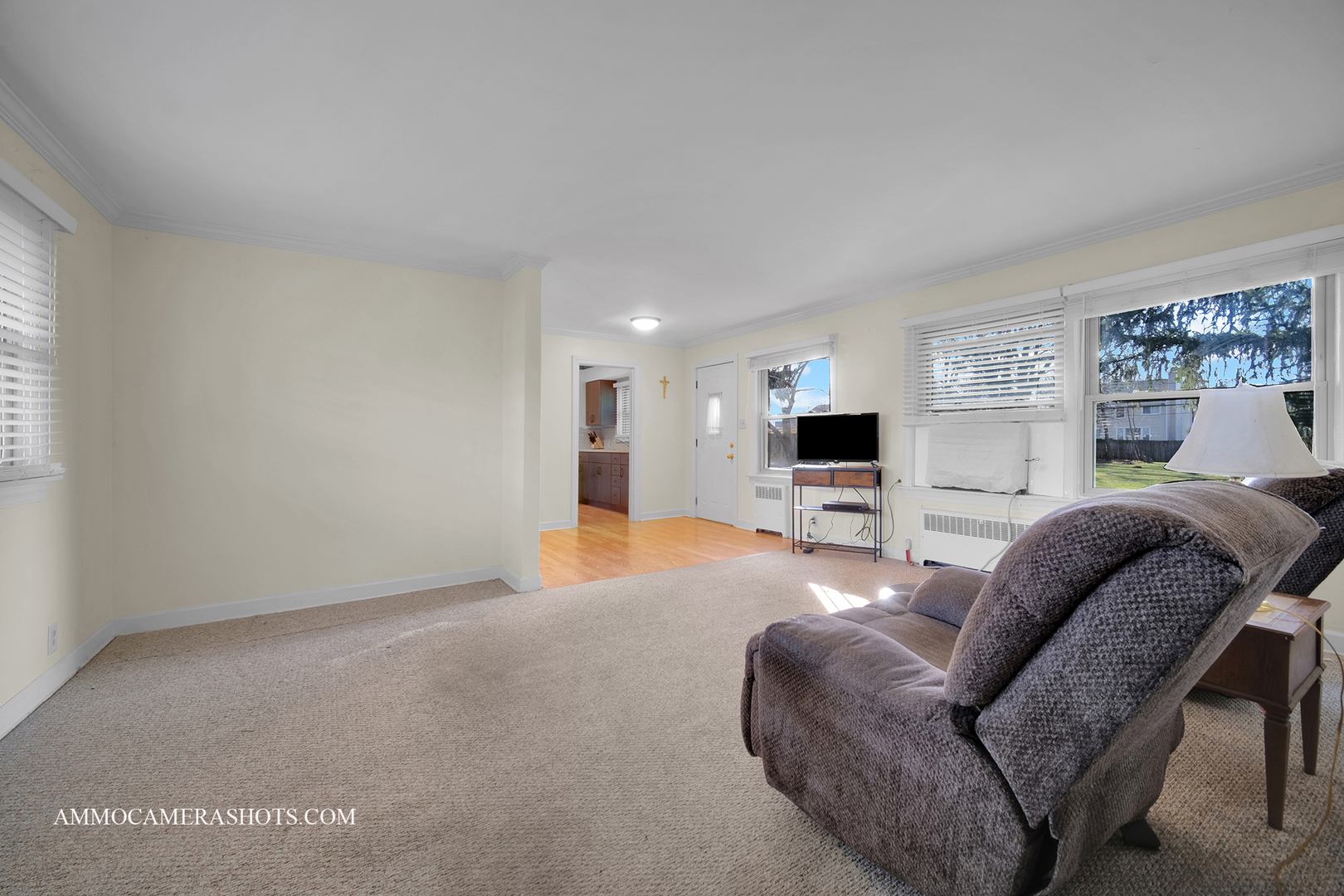 942 North Randall Road Aurora, IL 60506 - Photo 5 of 27 Gallery Image 5