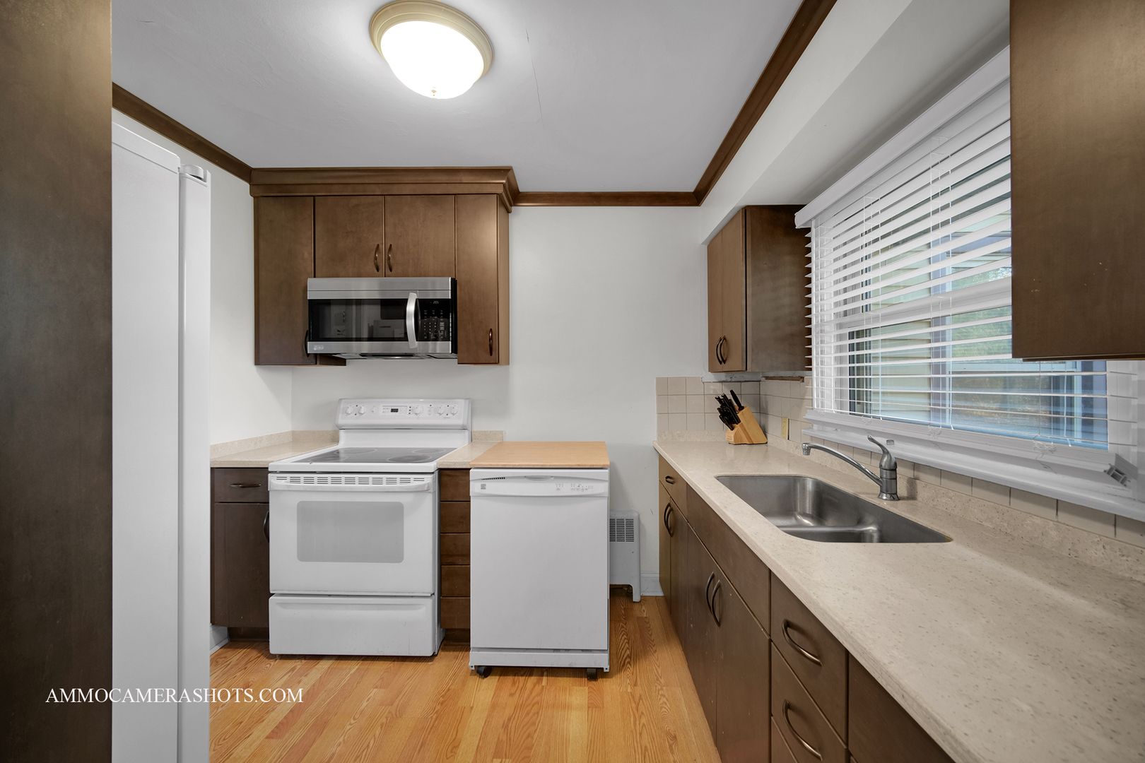 942 North Randall Road Aurora, IL 60506 - Photo 9 of 27 Gallery Image 9