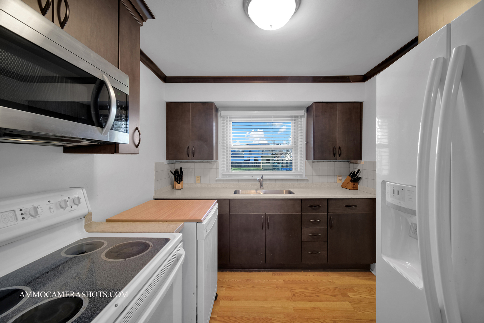 942 North Randall Road Aurora, IL 60506 - Photo 10 of 27 Gallery Image 10