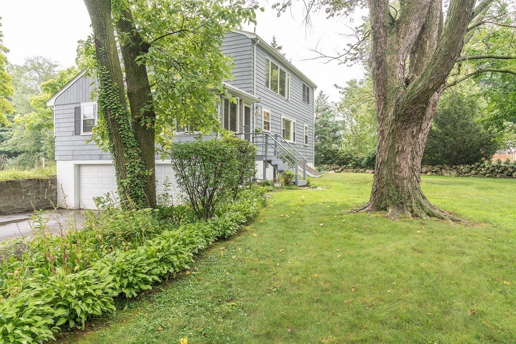 4 Wyman Road Lexington, MA 02420 - Photo 2 of 28