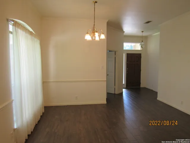 $1,750 | 9415 Pine Arbor, San Antonio, TX 78254