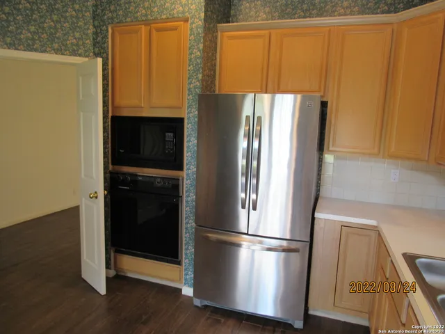 $1,750 | 9415 Pine Arbor, San Antonio, TX 78254