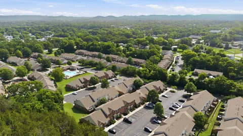 $379,900 | 1101 Downs Boulevard, Unit 254, Franklin, TN 37064