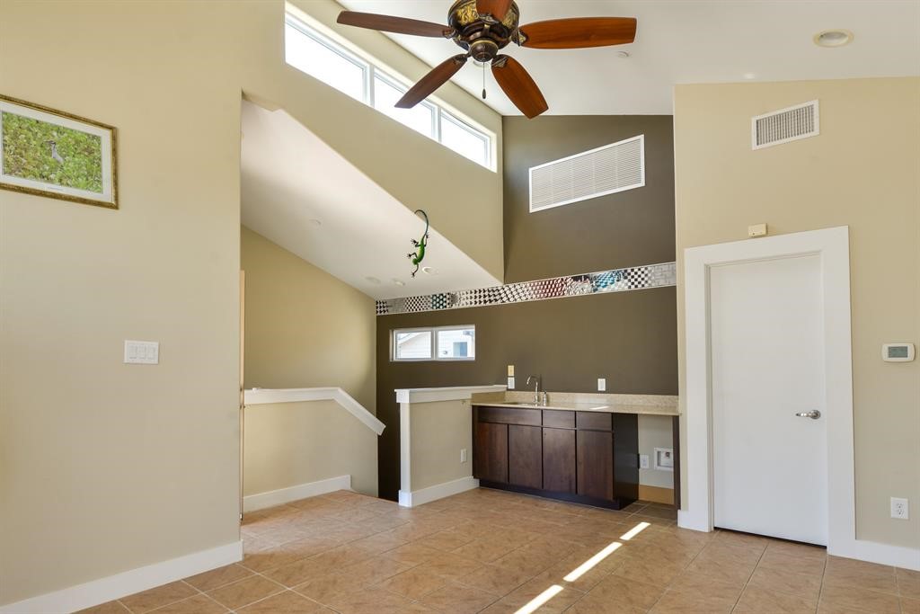 1807 West Webster Street Houston, TX 77006 - Photo 27 of 45