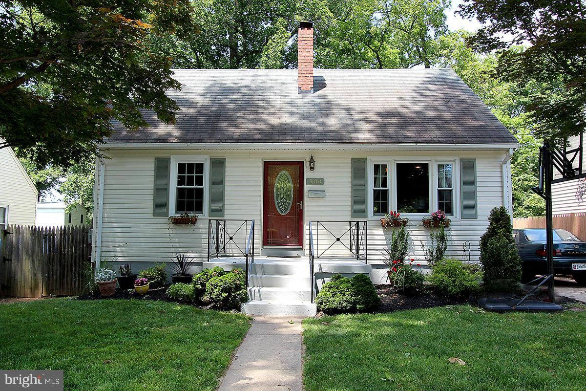 Exterior (Front)