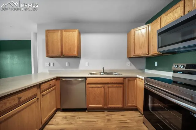 $313,500 | 812 Hailey Glenn View, Colorado Springs, CO 80916