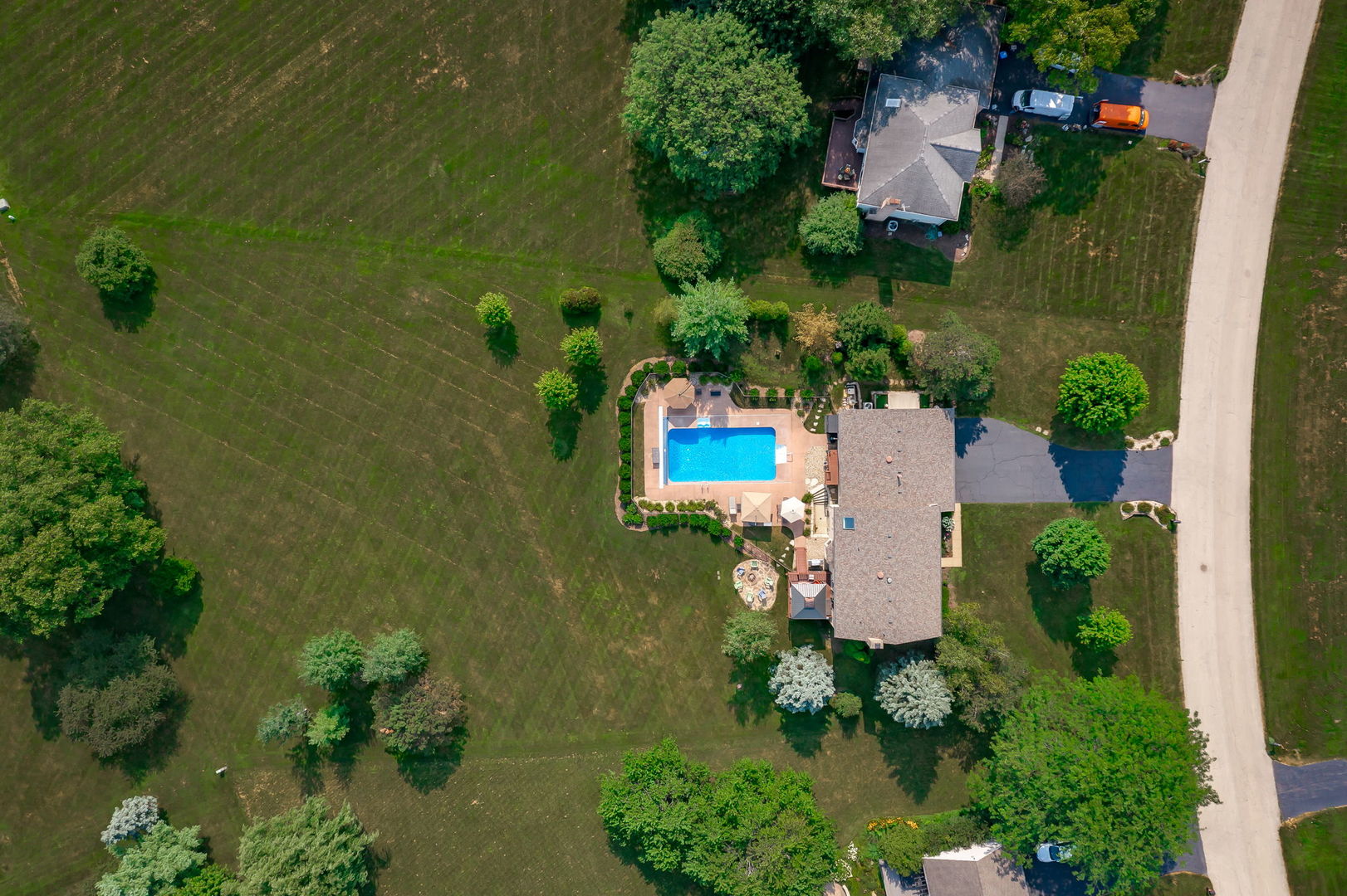 39W140 Baert Road St. Charles, IL 60175 - Photo 36 of 40 Gallery Image 36
