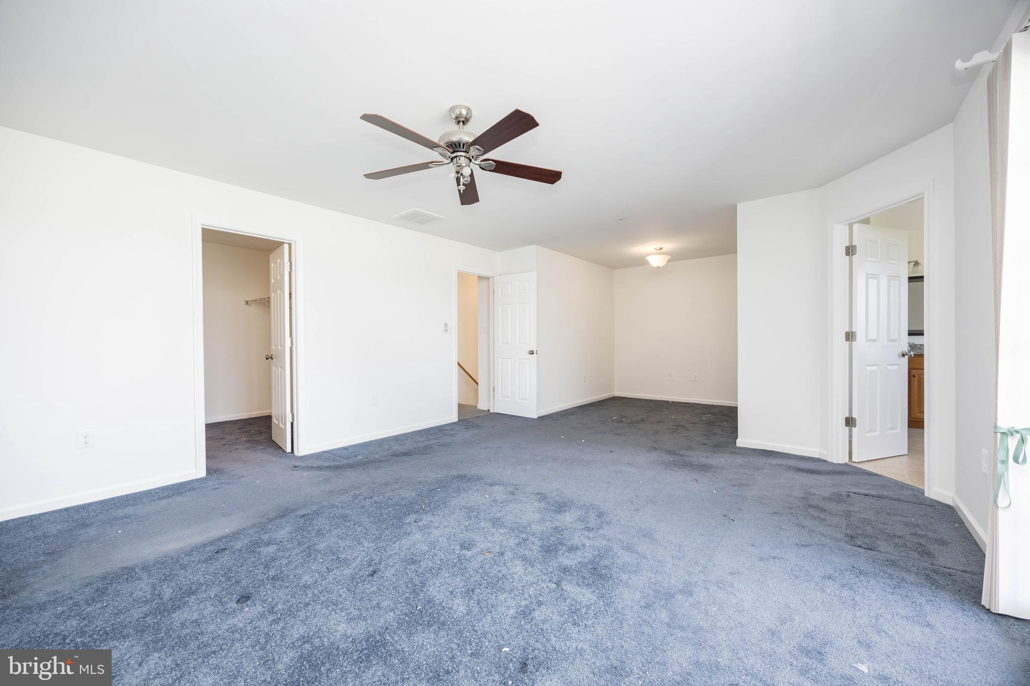 111 Sunset Circle, Unit 111E Crisfield, MD 21817 - Photo 43 of 57 a view of a big room with carpet