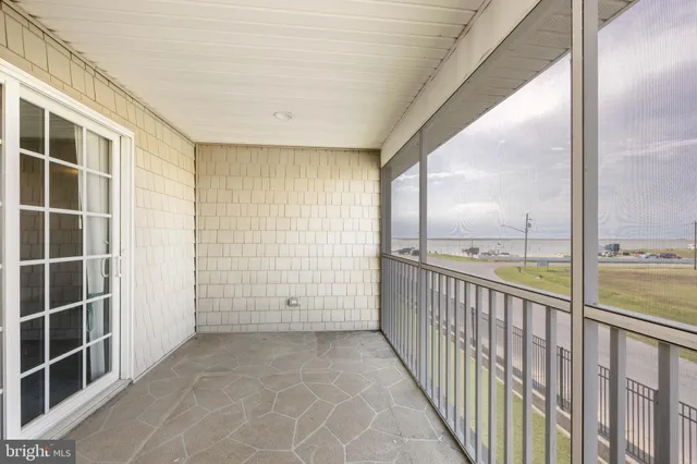 $279,900 | 111 Sunset Circle, Unit 111E, Crisfield, MD 21817