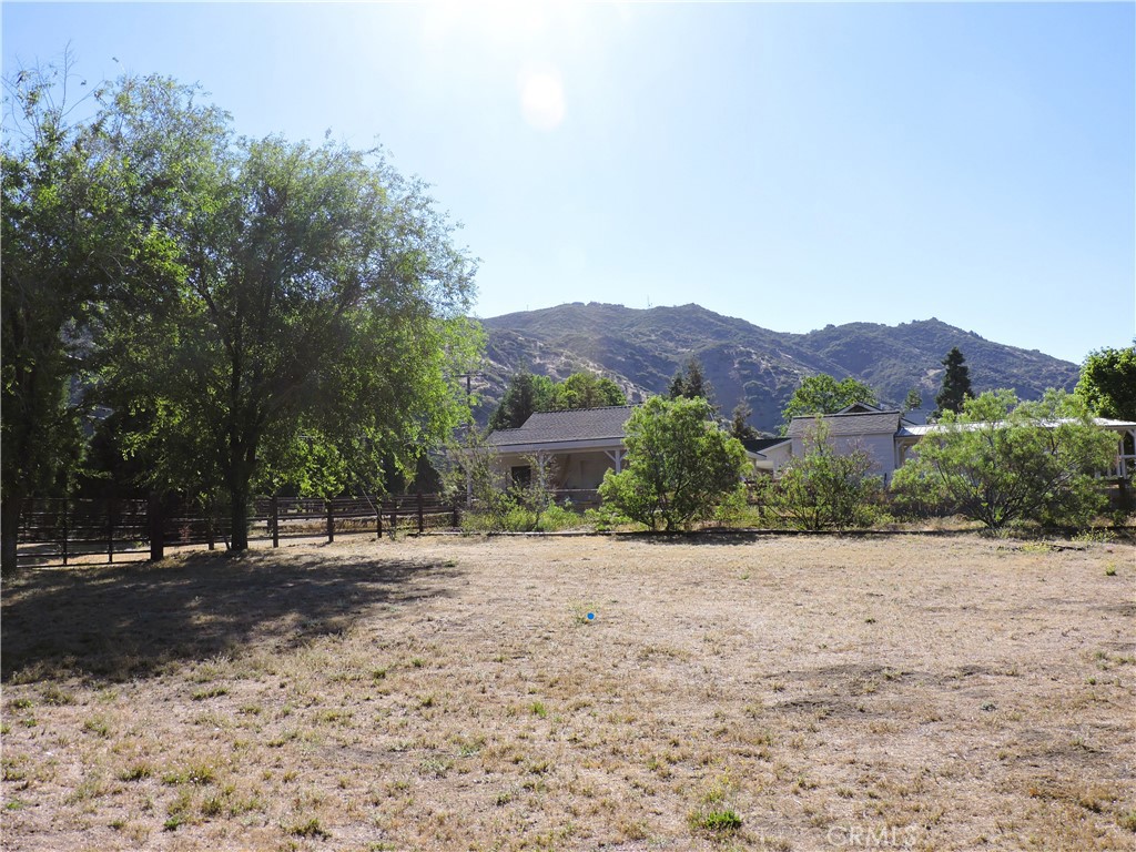 26931 Columbia Way Tehachapi, CA 93561 - Photo 17 of 49 Great Sunrise mountain views!