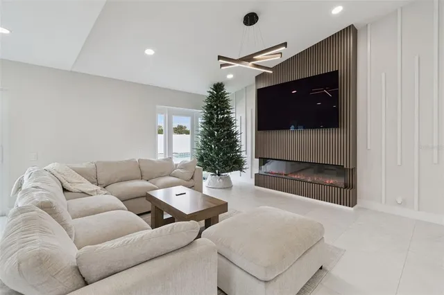 $599,000 | 7853 Sundown Drive North, St. Petersburg, FL 33709