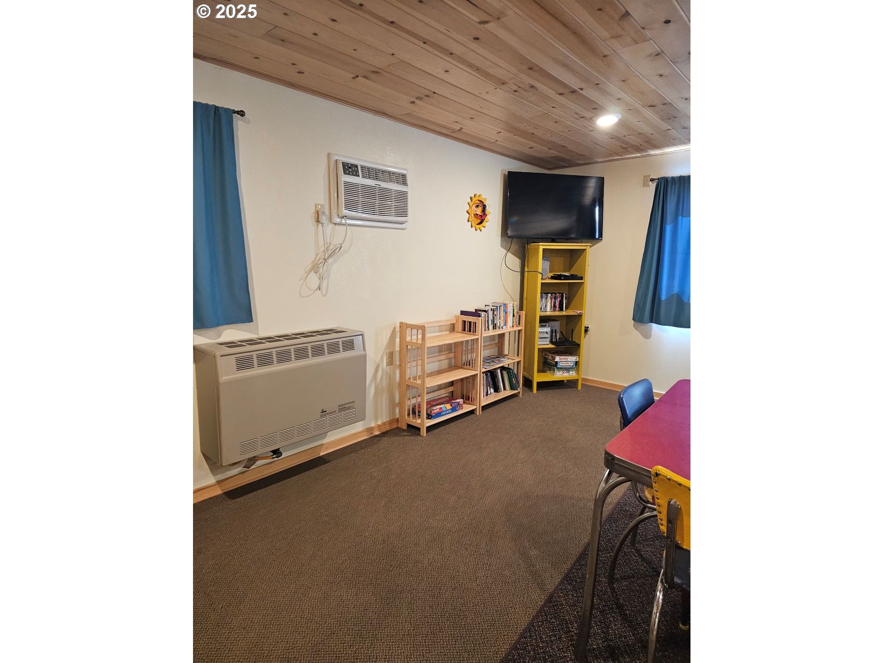 970 2nd Street North Powder, OR 97867 - Photo 3 of 14