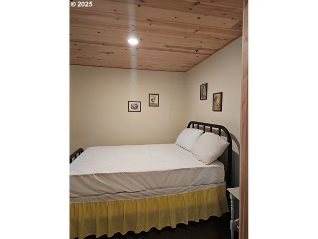 $150,000 | 970 2nd Street, North Powder, OR 97867