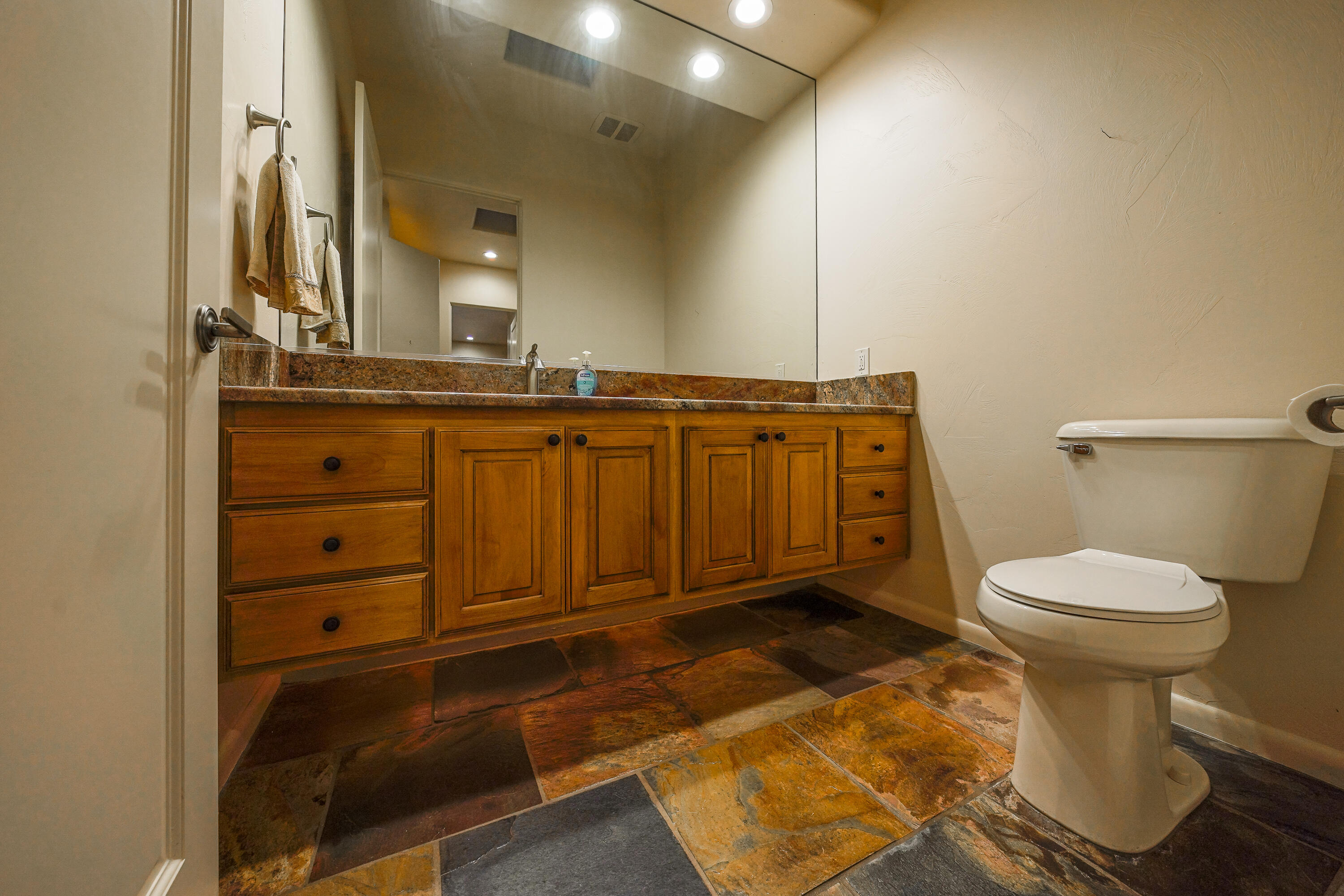 2410 West Entrada Trail, Unit 25 St. George, UT 84770 - Photo 31 of 45 Full Bath