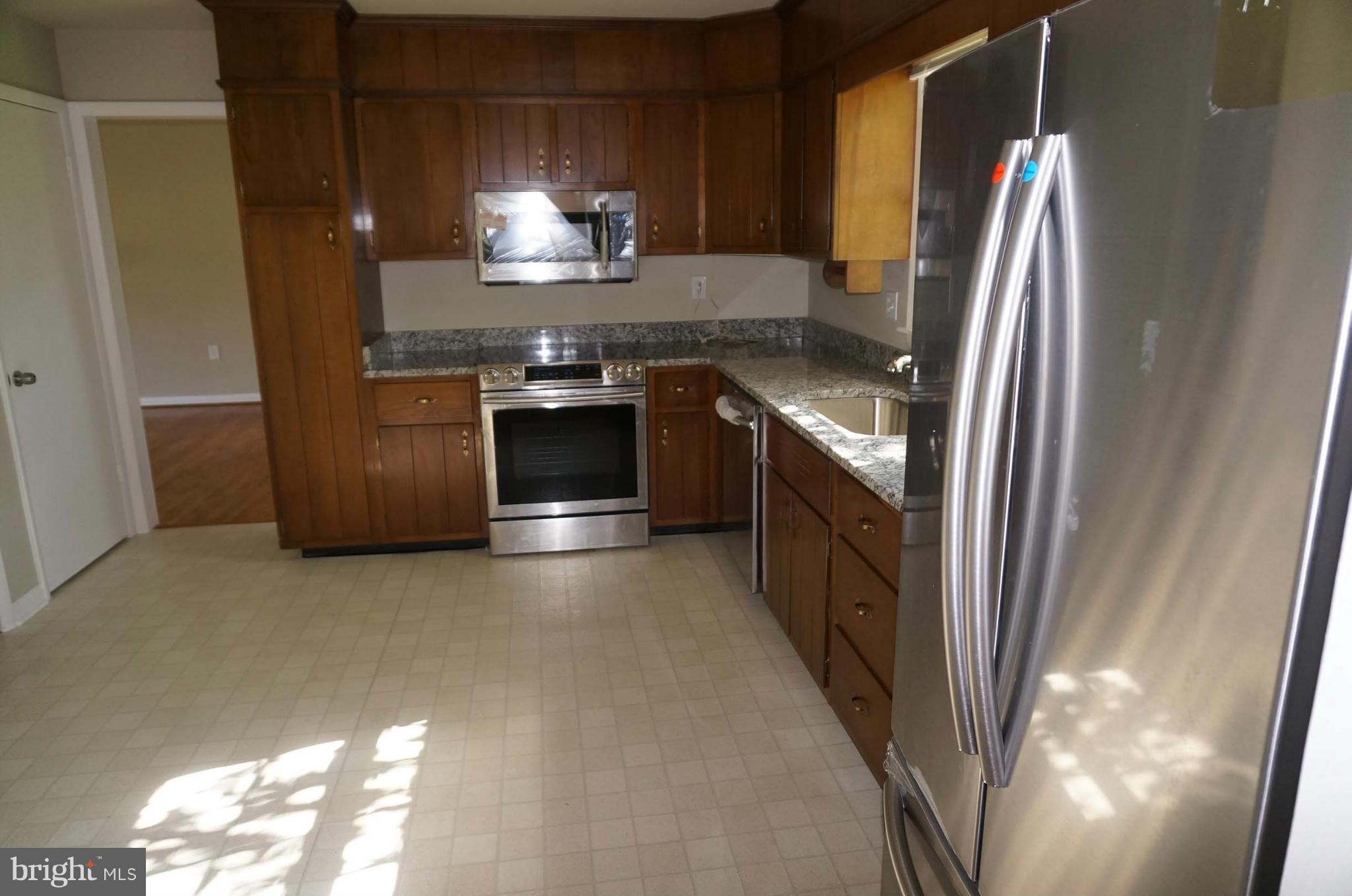 7932 Edgewood Farm Road Frederick, MD 21702 - Photo 2 of 30 Kitchen updated