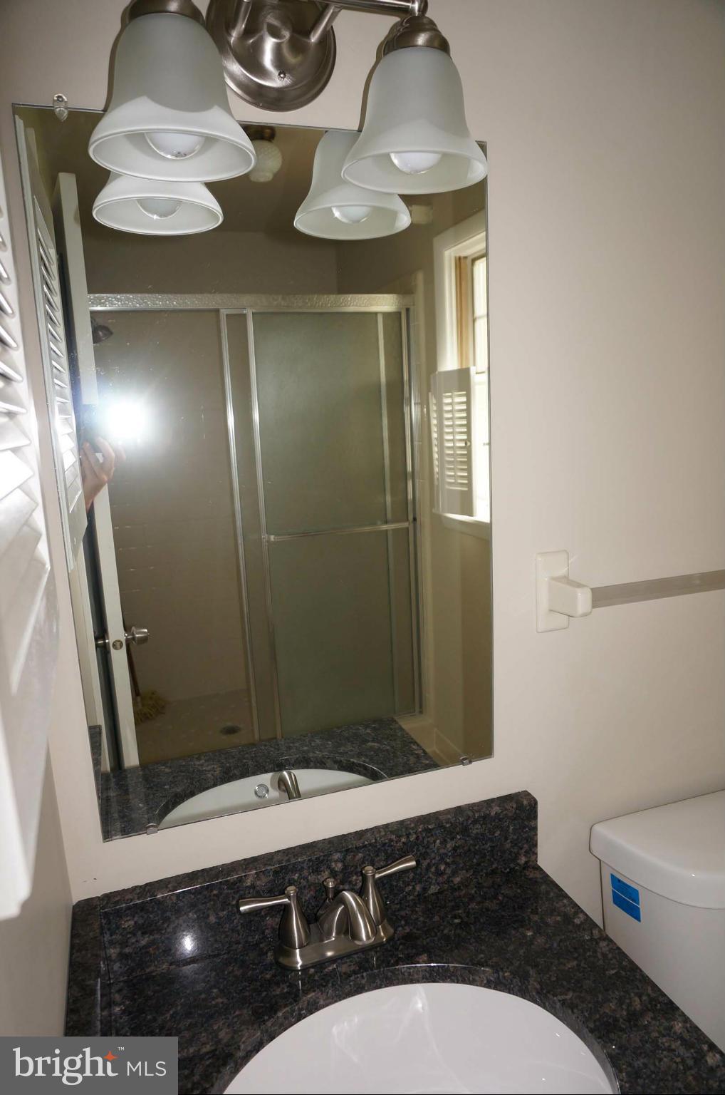 7932 Edgewood Farm Road Frederick, MD 21702 - Photo 16 of 30 Bath (Master)