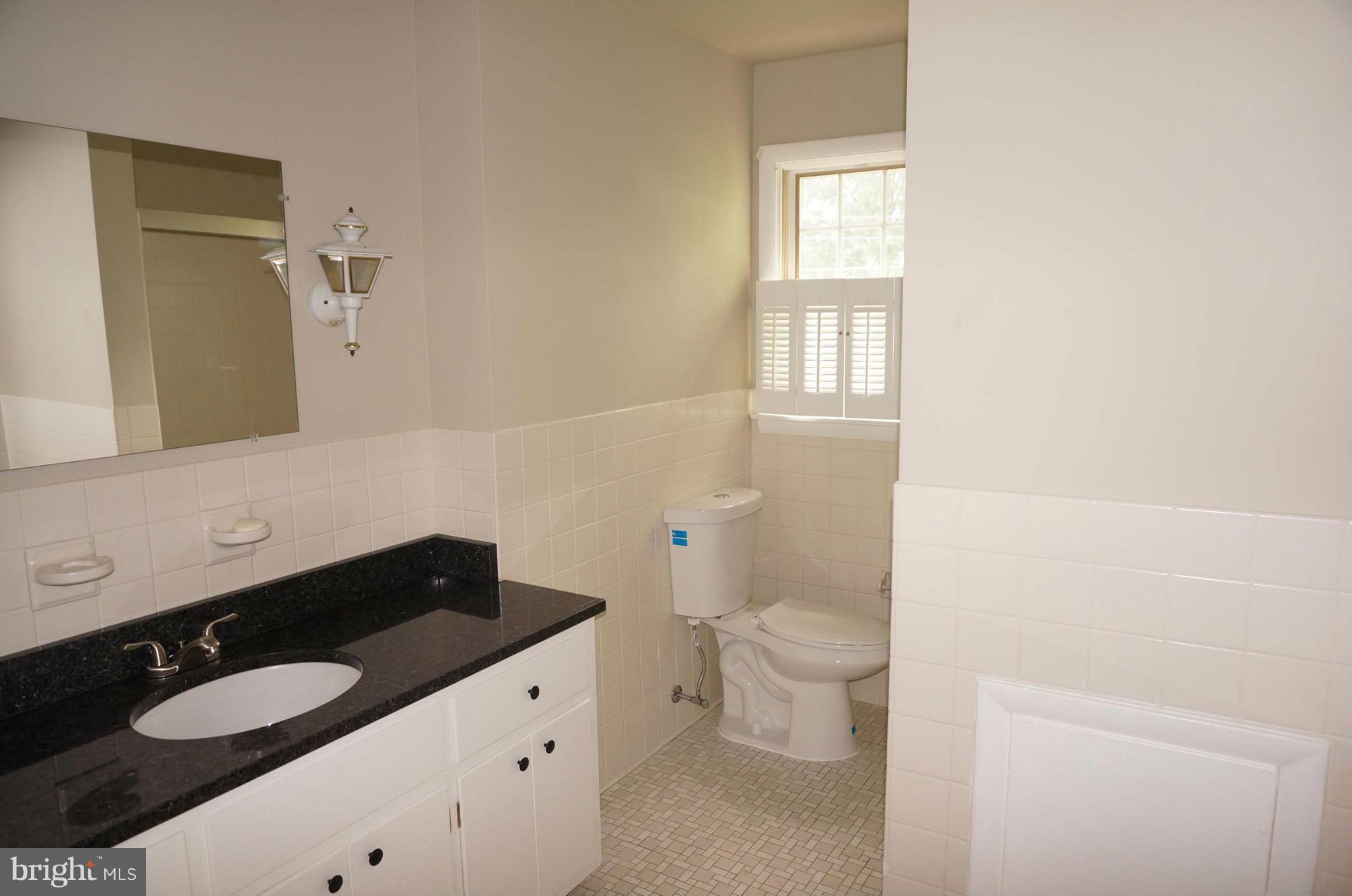 7932 Edgewood Farm Road Frederick, MD 21702 - Photo 17 of 30 Bath