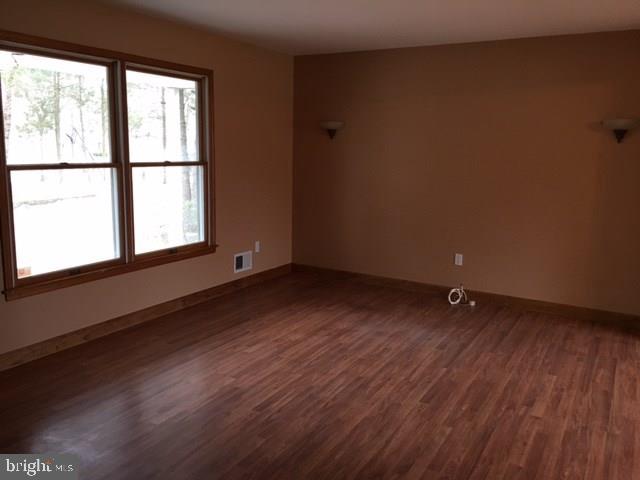 11 South Hope Chapel Road Jackson, NJ 08527 - Photo 14 of 15 Gallery Image 14