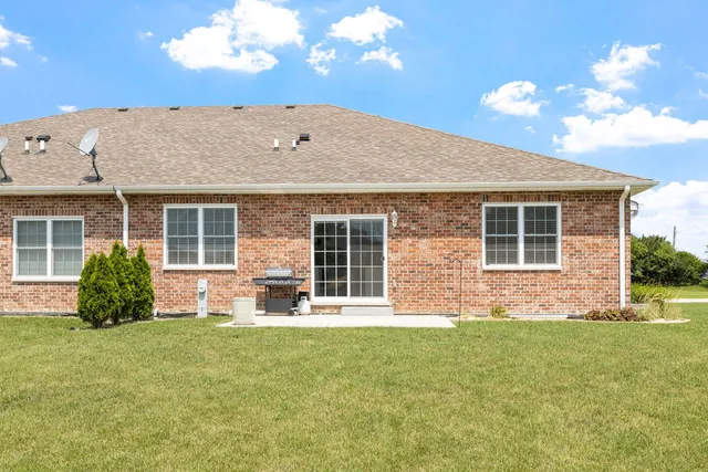 $440,000 | 13813 McKenna Court, Manhattan, IL 60442