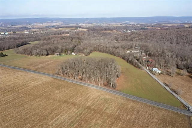 $330,000 | 7355 Penn Avenue, Somerset, PA 15501