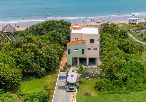 $3,950,000 | 10330 South Ocean Drive, Jensen Beach, FL 34957
