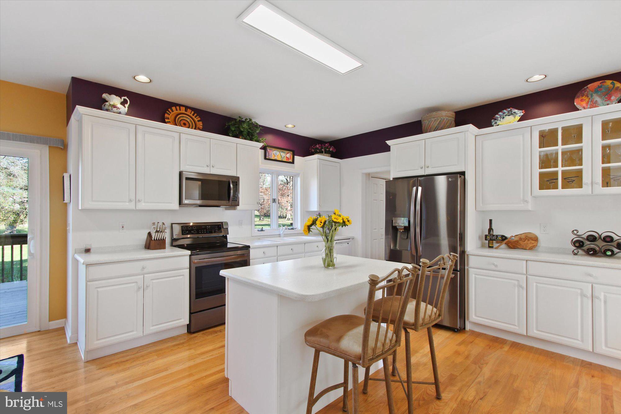 6410 Dublin Road Harrisburg, PA 17111 - Photo 8 of 30 Kitchen