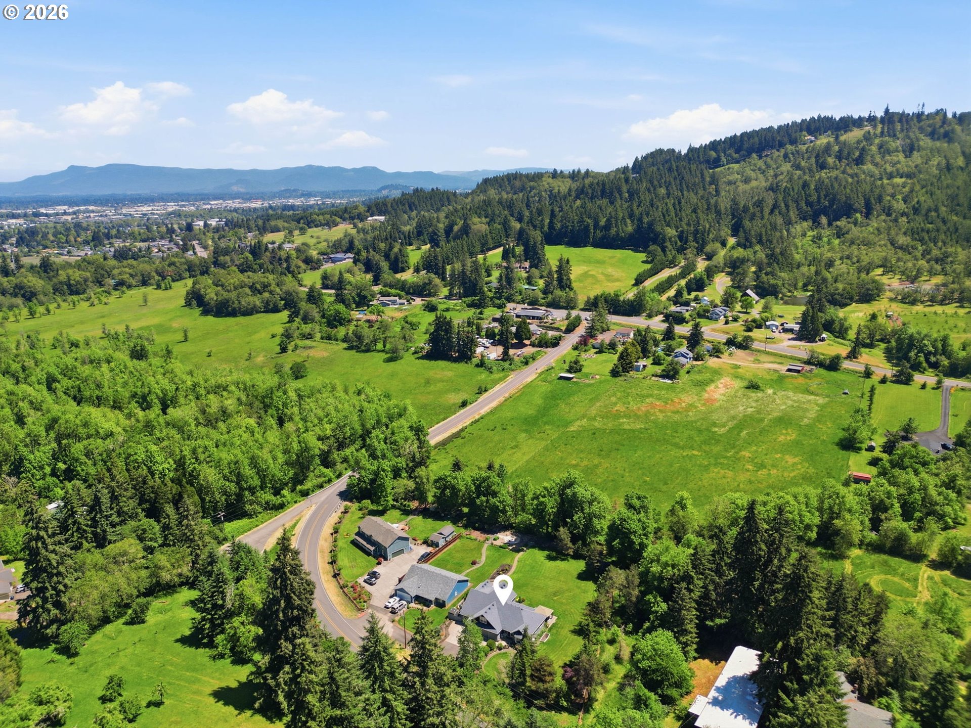 29778 Gimpl Hill Road Eugene, OR 97405 - Photo 40 of 43 a view of a city
