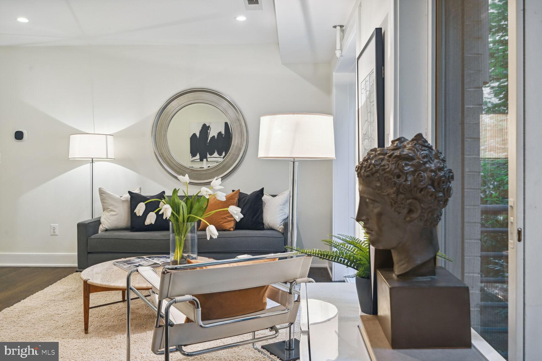 2014 Kalorama Road Northwest, Unit 6 Washington, DC 20009 - Photo 2 of 20 Gallery Image 2