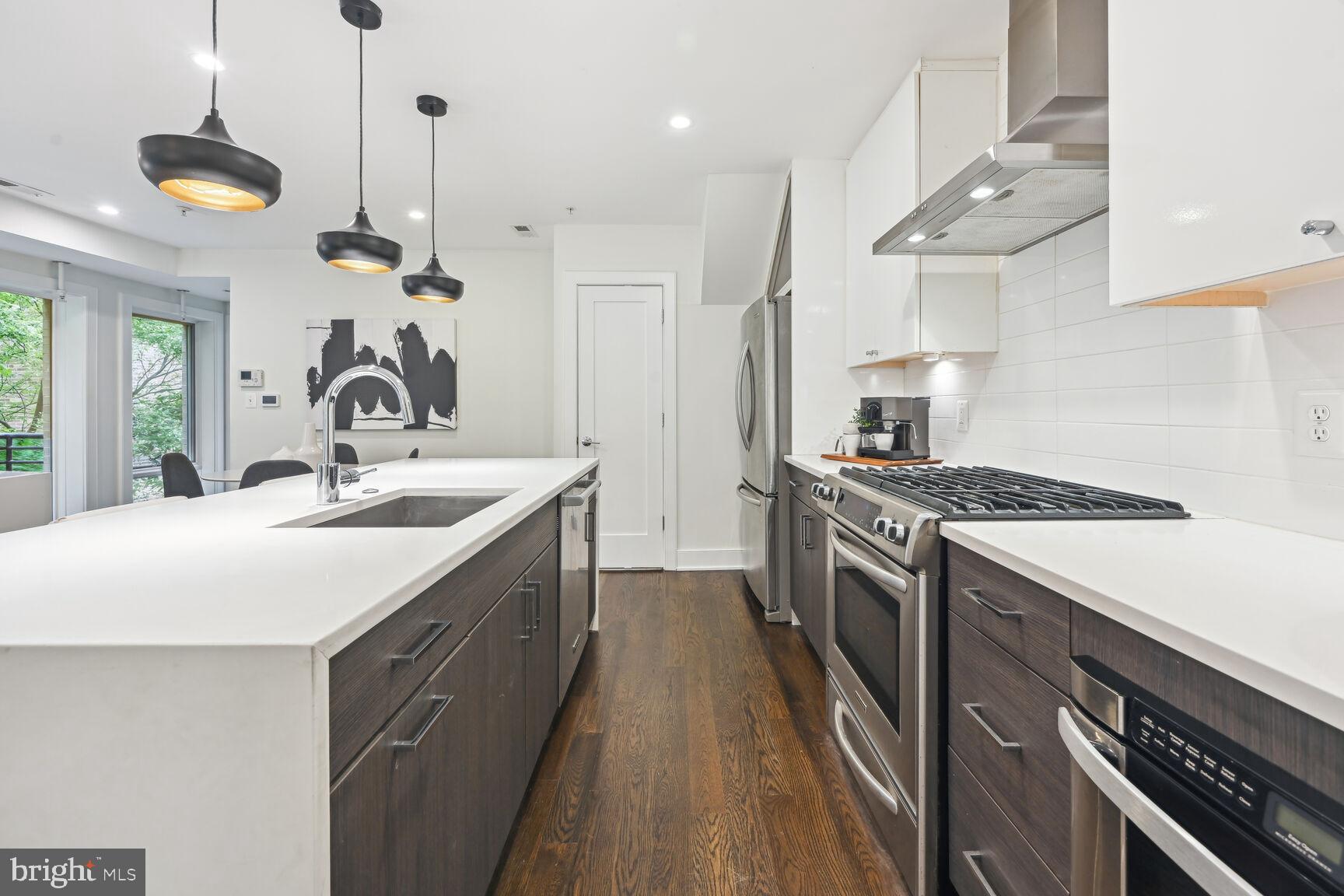 2014 Kalorama Road Northwest, Unit 6 Washington, DC 20009 - Photo 4 of 20 Gallery Image 4