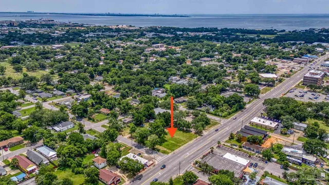 $329,000 | 320 North Pace Boulevard, Pensacola, FL 32501