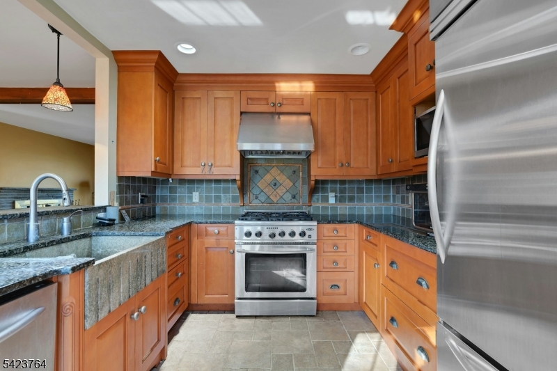 43 King George Road Warren, NJ 07059 - Photo 14 of 35