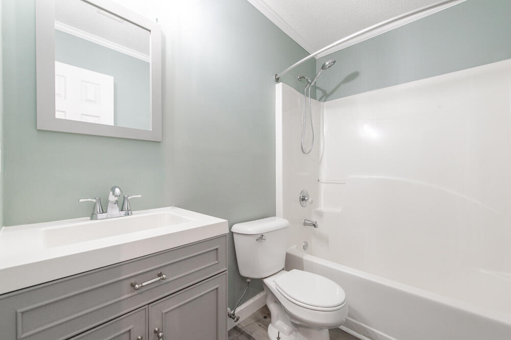 675 Ascauga Lake Road Graniteville, SC 29829 - Photo 16 of 21 Full Guest Bath!